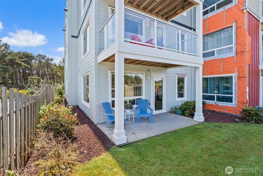 Photo of 1600 W Ocean Avenue #1219, Westport, WA 98595 (MLS # 2508937)