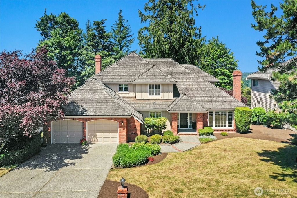 Photo of 22524 SE 46th Place, Sammamish, WA 98075 (MLS # 2391517)