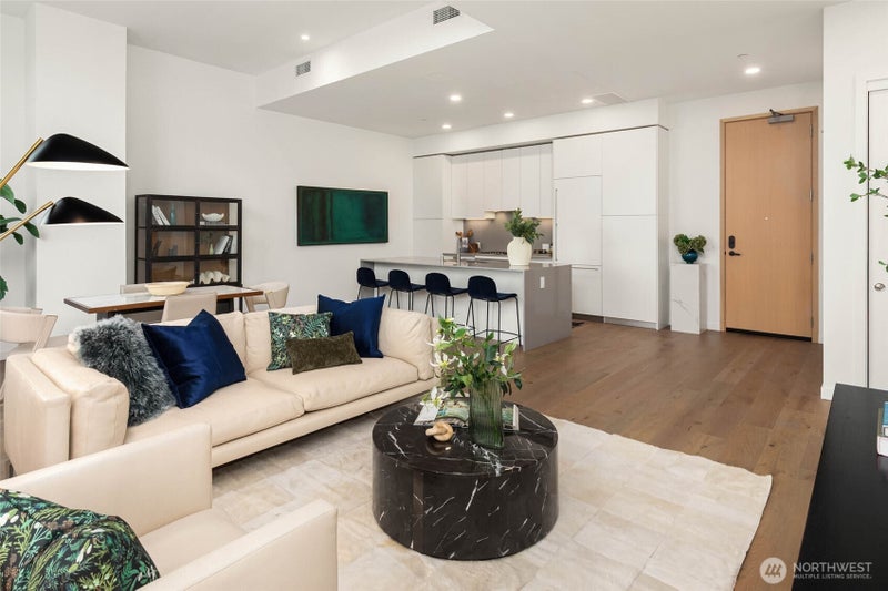10232 NE 10th Street 1806