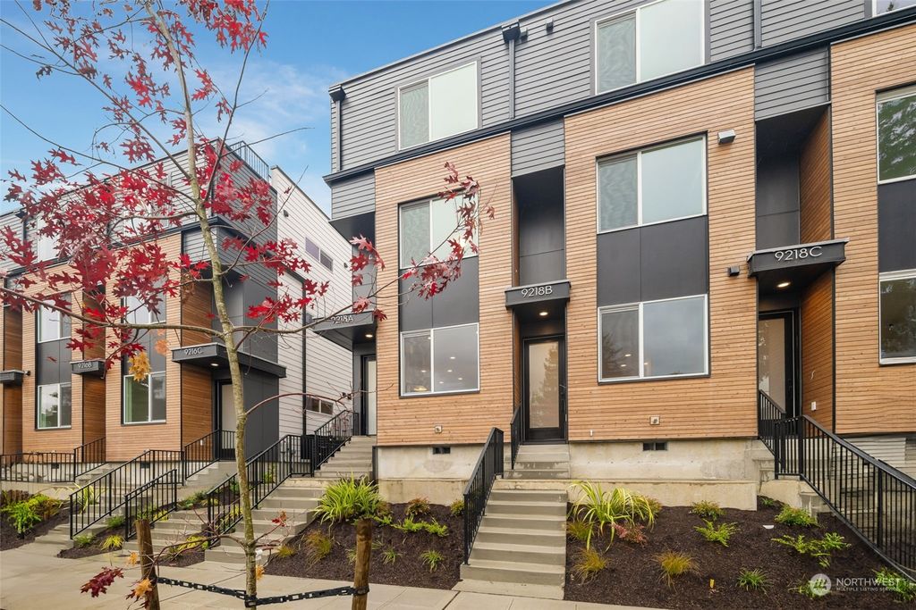 Photo of 9216 20th Avenue SW #C, Seattle, WA 98106 (MLS # 2327631)