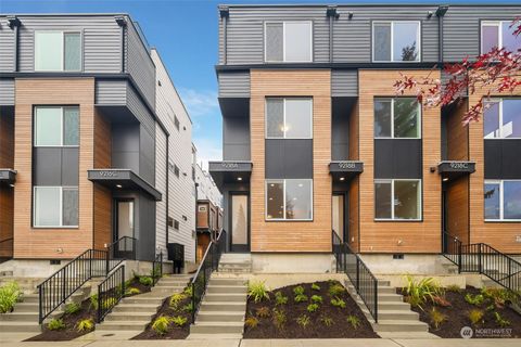 9216 20th Avenue SW Unit C, Seattle, WA 98106 - MLS#: 2327631