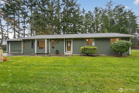 Photo of 2270 Wellman Place, Oak Harbor, WA 98277 (MLS # 2488308)