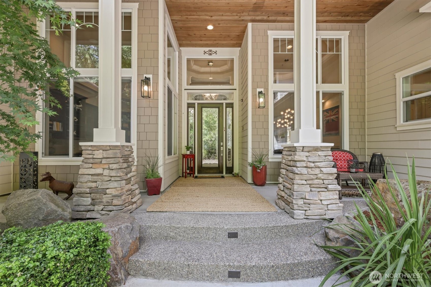 3303 Gravelly Beach Loop NW