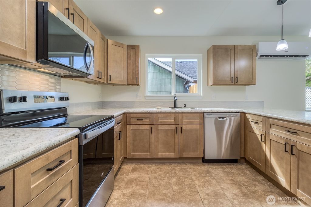 Photo of 506 Edith Avenue, Walla Walla, WA 99362 (MLS # 2502378)