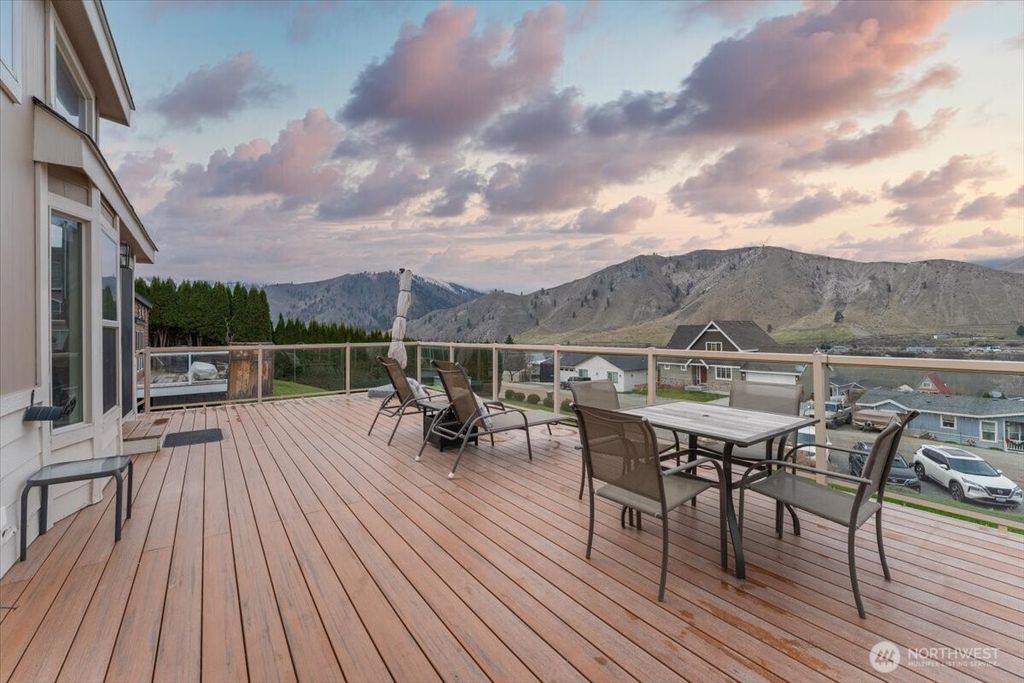 Photo of 328 Pineview Drive Dr, Orondo, WA 98843 (MLS # 2460515)