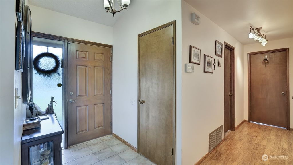 Photo of 707 Avenue B, Snohomish, WA 98290 (MLS # 2264429)