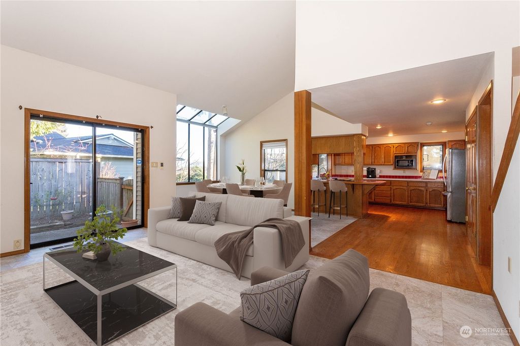Photo of 12726 SE 253rd Court, Kent, WA 98030 (MLS # 2326038)