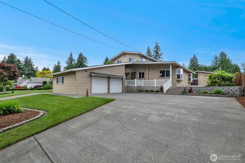 Photo of 2102 15th Avenue, Milton, WA 98354 (MLS # 2530892)