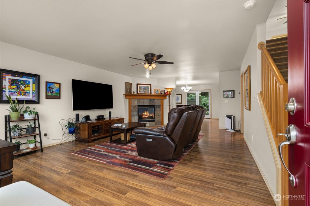 Photo of 11830 24th Street SE, Lake Stevens, WA 98258 (MLS # 2214583)