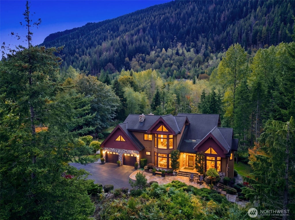 Photo of 16307 Reserve Drive SE, North Bend, WA 98045 (MLS # 2589217)