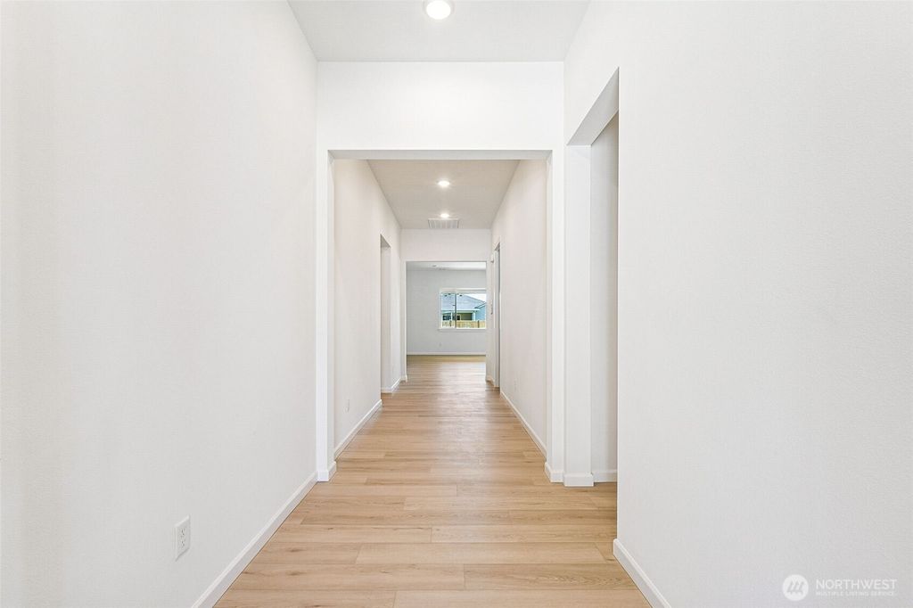 Photo of 913 Sawyer Avenue #31, Buckley, WA 98321 (MLS # 2525280)