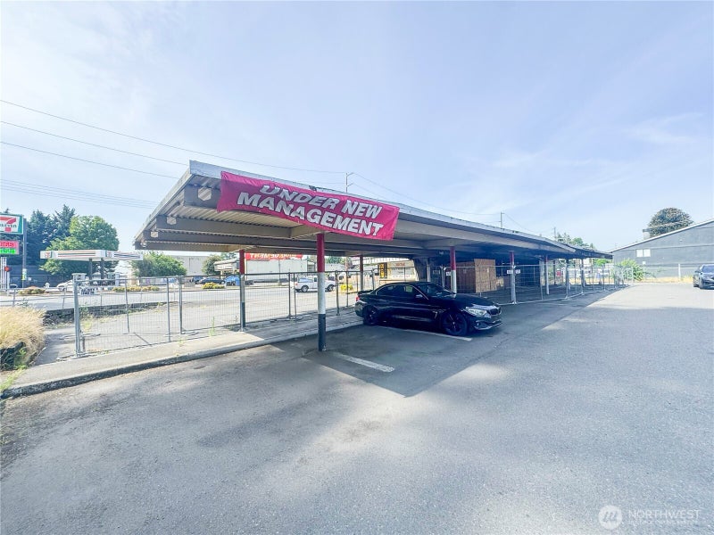 421 Central Avenue S