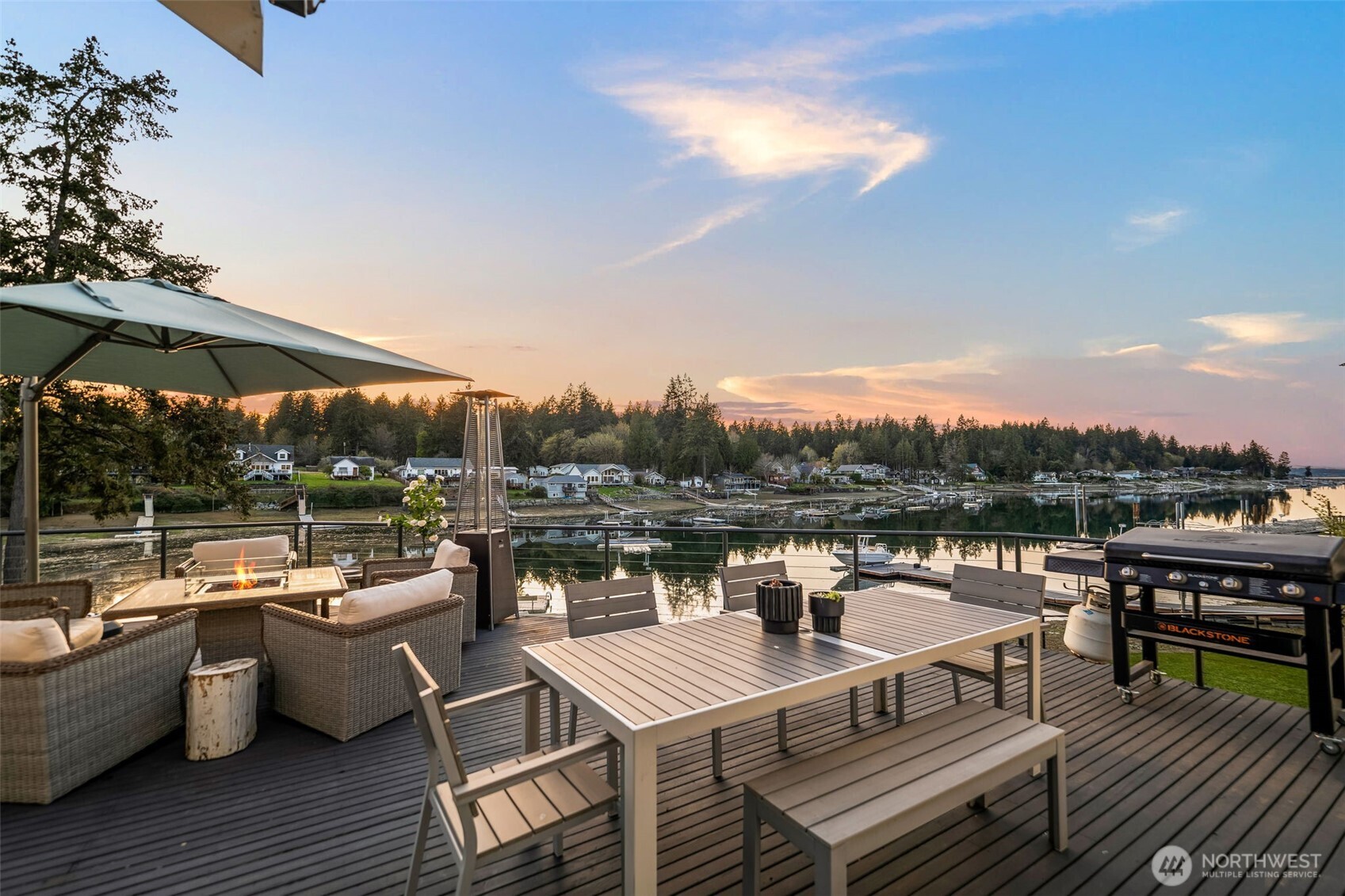 2916 Horsehead Bay Drive NW