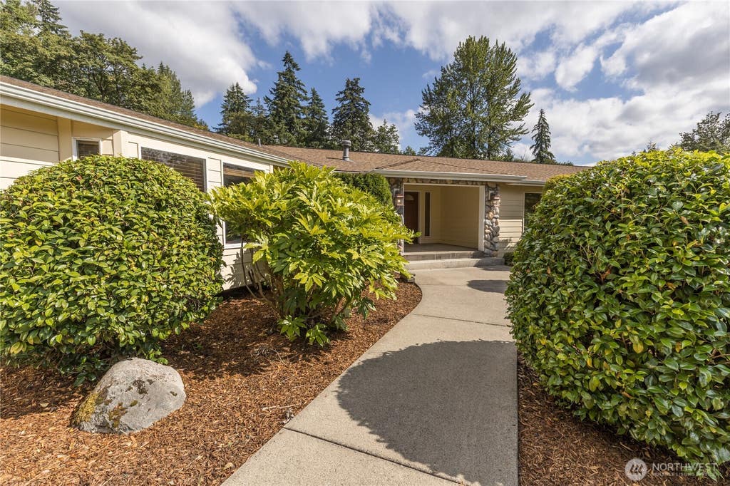 Photo of 29606 148th Avenue SE, Kent, WA 98042 (MLS # 2554807)