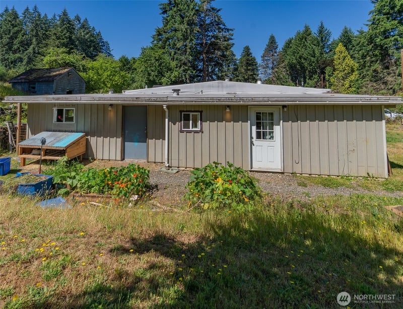 533 E Walnut Street
