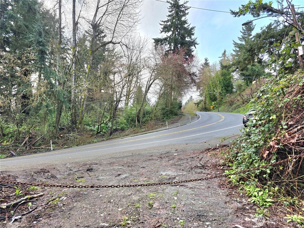 Photo of 21211 35th Avenue S, SeaTac, WA 98198 (MLS # 2497581)