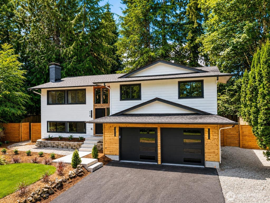 Photo of 510 223rd St Street SW, Bothell, WA 98021 (MLS # 2544606)