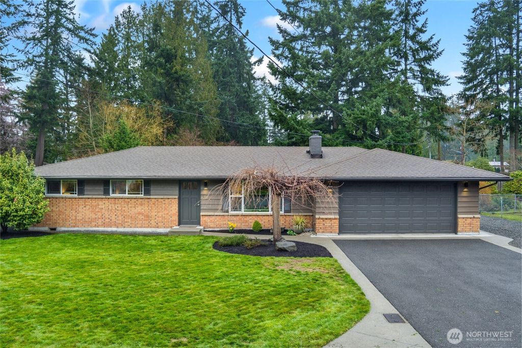 Photo of 419 124th Street SE, Everett, WA 98208 (MLS # 2495227)