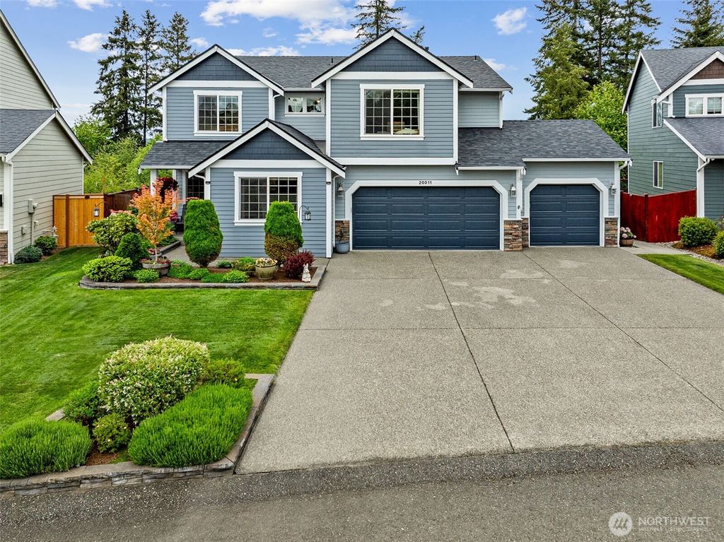 Photo of 20011 195th Avenue E, Orting, WA 98360 (MLS # 2448828)