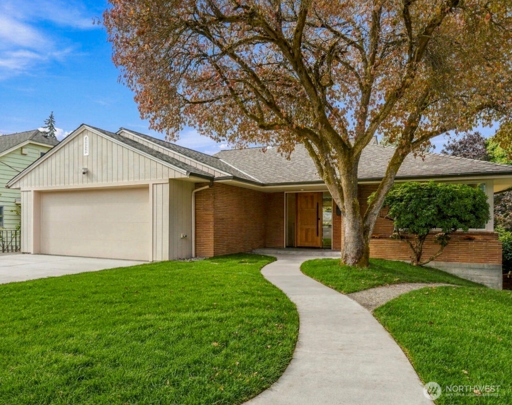 Photo of 12009 Palatine Avenue N, Seattle, WA 98133 (MLS # 2584154)