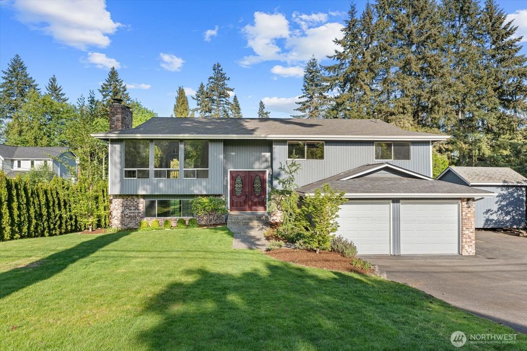 Photo of 23521 3rd Avenue SE, Bothell, WA 98021 (MLS # 2518800)