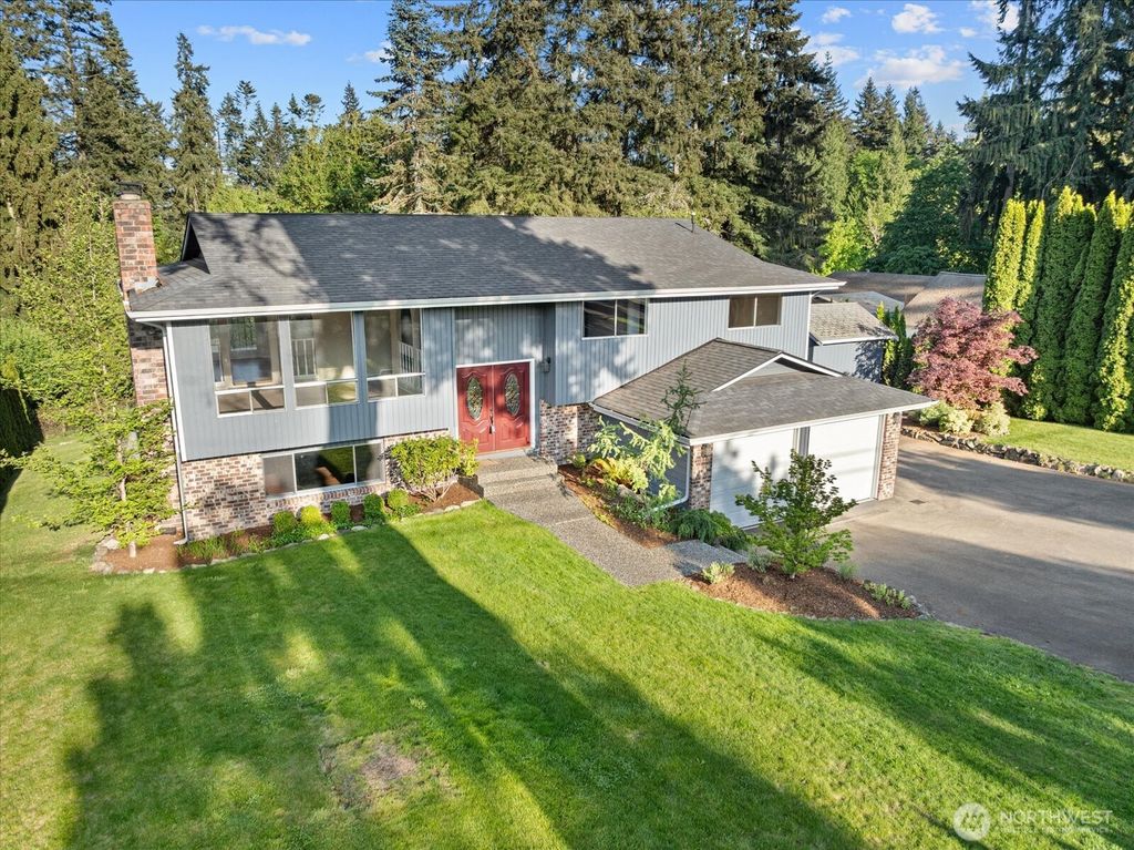 Photo of 23521 3rd Avenue SE, Bothell, WA 98021 (MLS # 2518800)