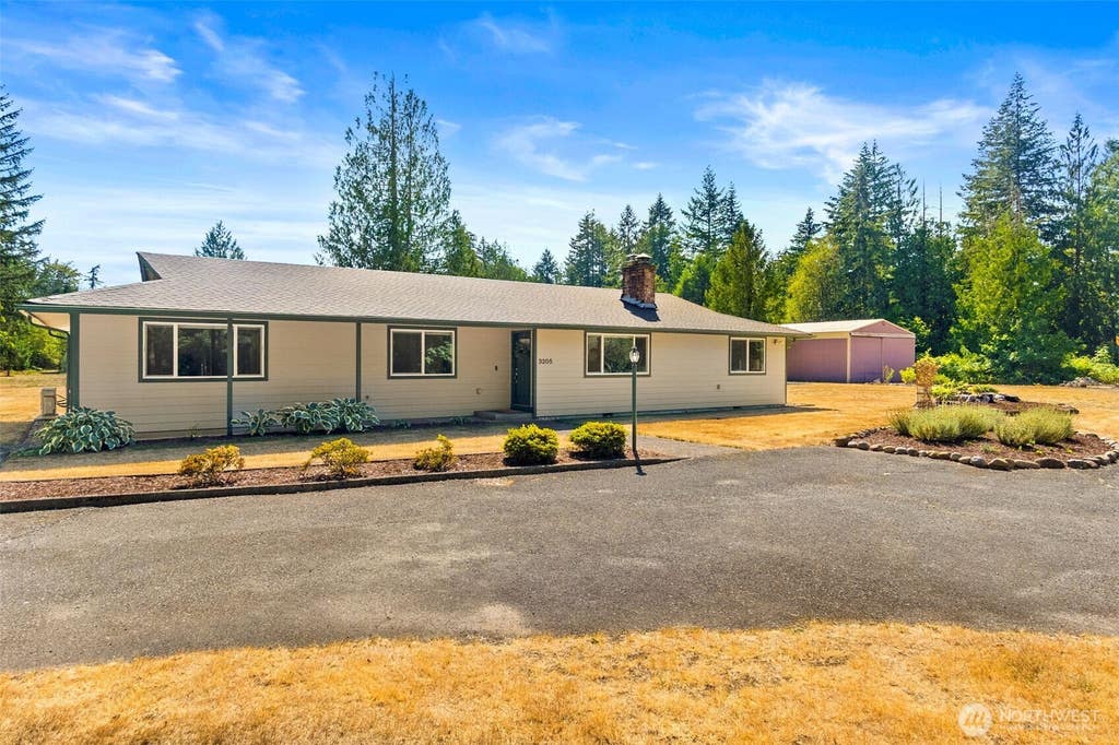 Photo of 3205 107th Avenue SW, Tumwater, WA 98512 (MLS # 2567437)
