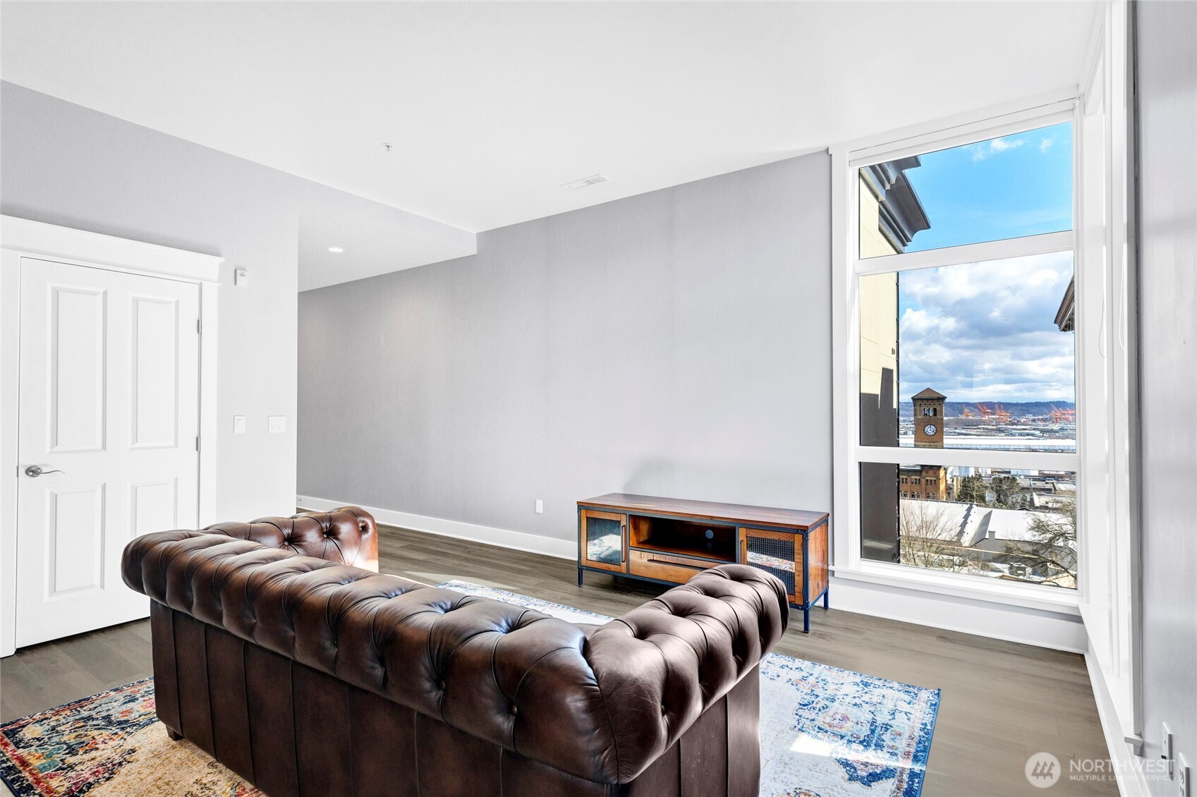 708 Market Street 712