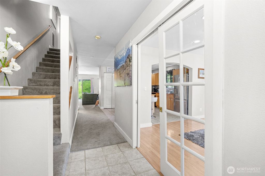 Photo of 3604 Seneca Drive, Mount Vernon, WA 98273 (MLS # 2517013)