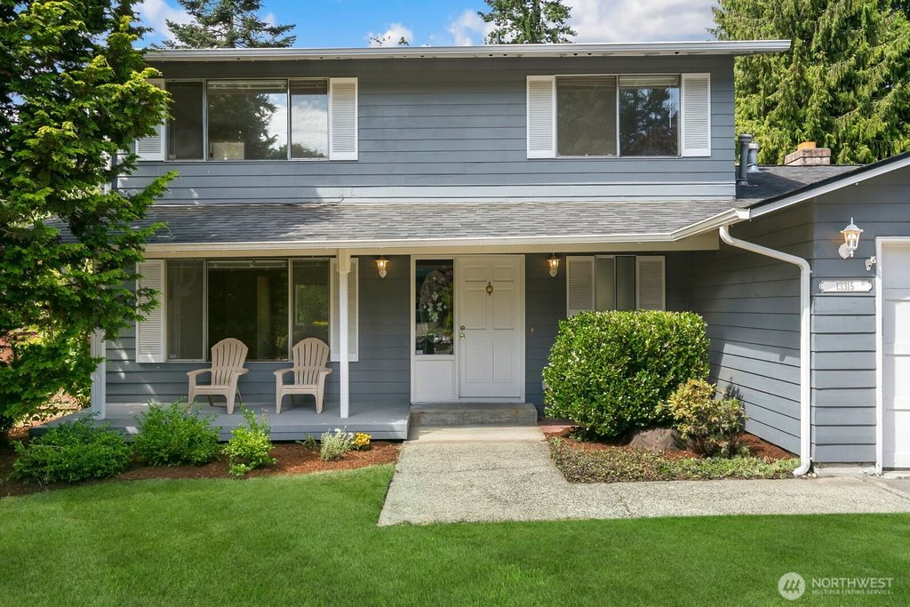Photo of 13315 78th Place NE, Kirkland, WA 98034 (MLS # 2423809)