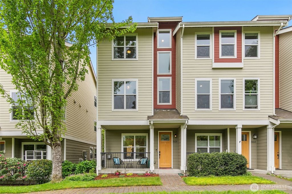 Photo of 3131 SW Raymond Street, Seattle, WA 98126 (MLS # 2520384)