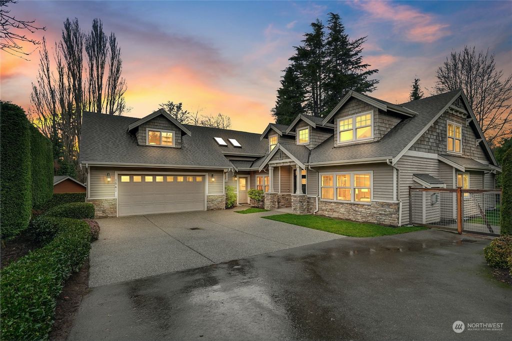 Photo of 1541 10th Place N, Edmonds, WA 98020 (MLS # 2195042)