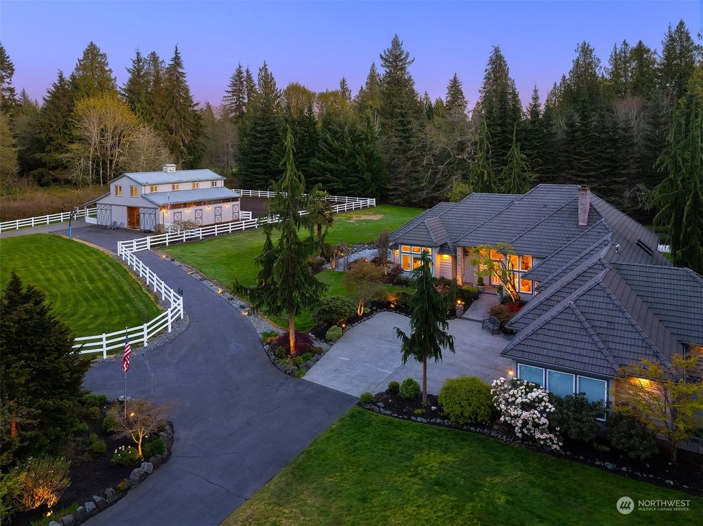 Photo of 12802 38th Street SE, Snohomish, WA 98290 (MLS # 2226276)