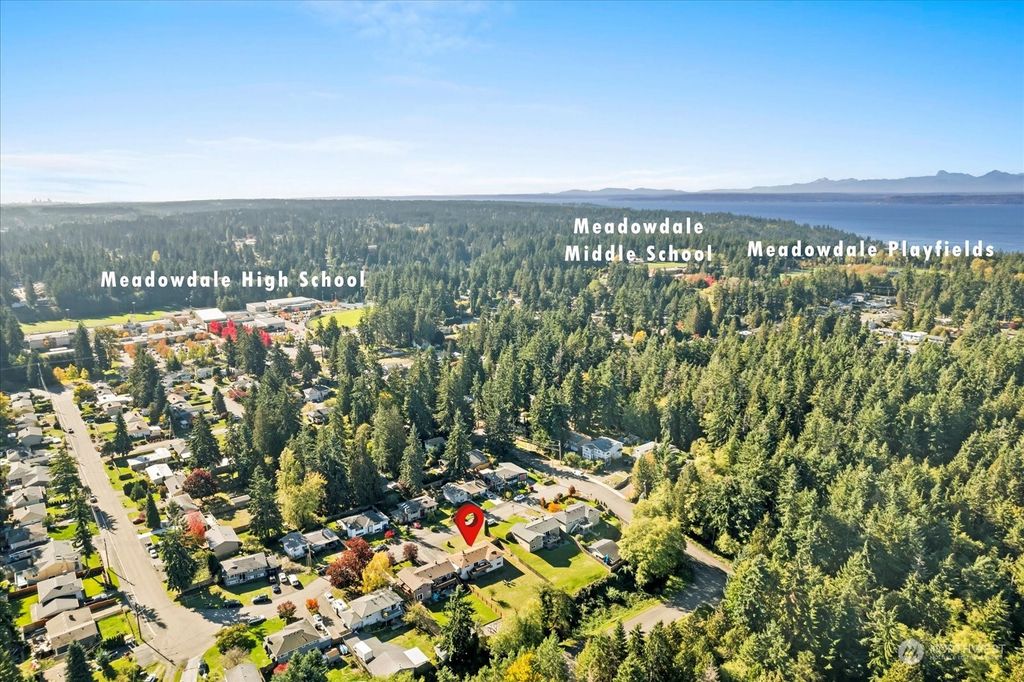 Photo of 5911 164th Place SW, Lynnwood, WA 98037 (MLS # 2172324)