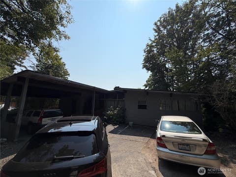 Photo of 3700 E Superior Street, Seattle, WA 98122 (MLS # 2568621)