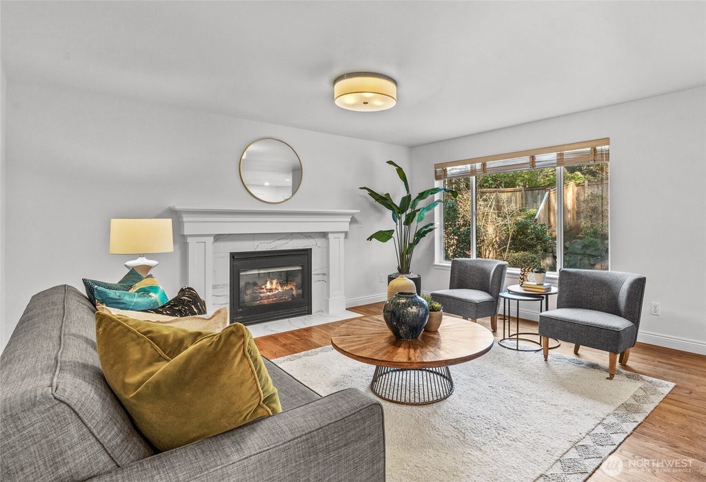 Photo of 11016 166th Place NE, Redmond, WA 98052 (MLS # 2501382)