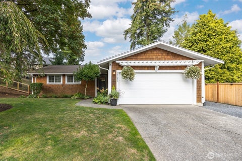 Photo of 3793 Greenville Place, Bellingham, WA 98226 (MLS # 2591940)