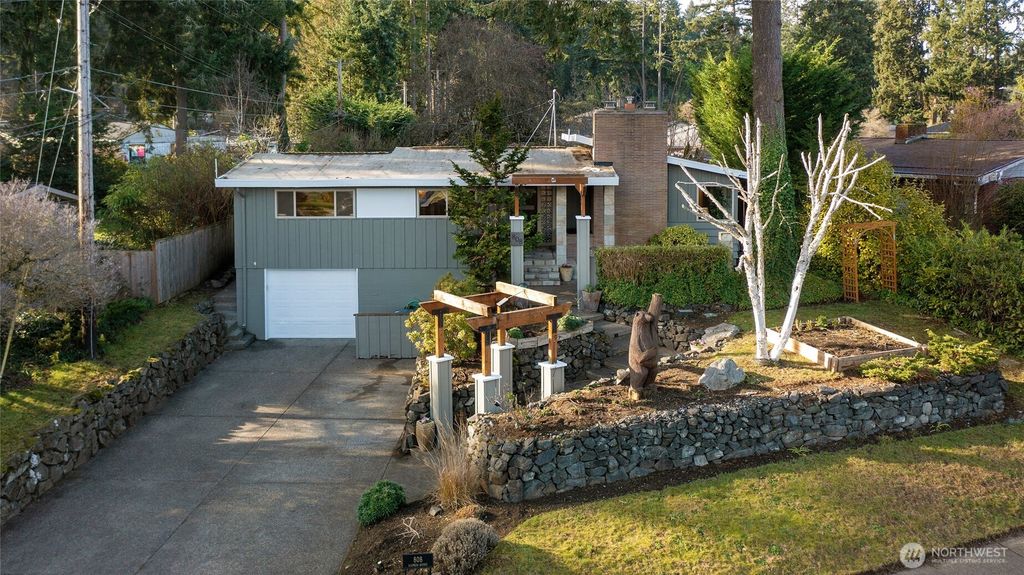 Photo of 808 Alameda Avenue, Fircrest, WA 98466 (MLS # 2470526)