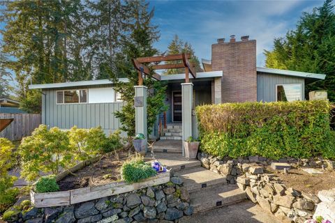 808 Alameda Avenue Fircrest WA 98466