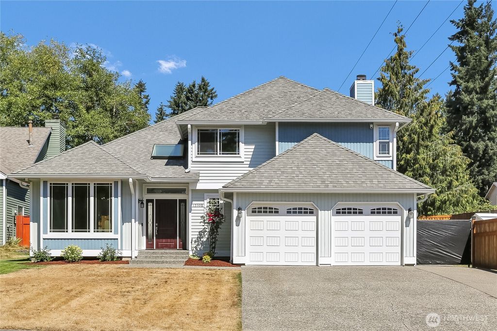 Photo of 13308 SE 189th Place, Renton, WA 98058 (MLS # 2420054)