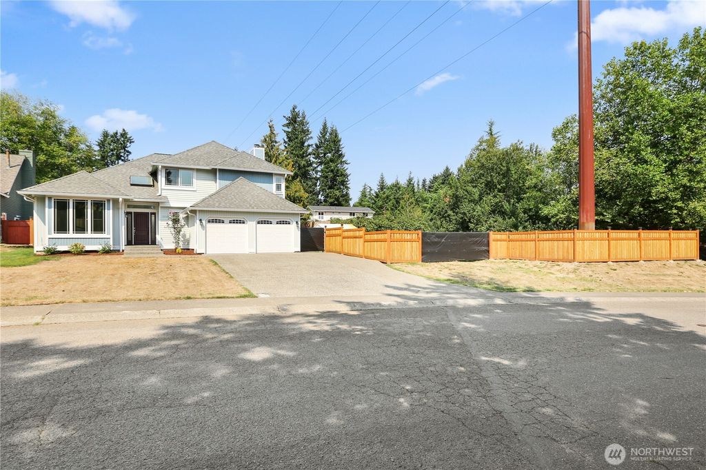 Photo of 13308 SE 189th Place, Renton, WA 98058 (MLS # 2420054)