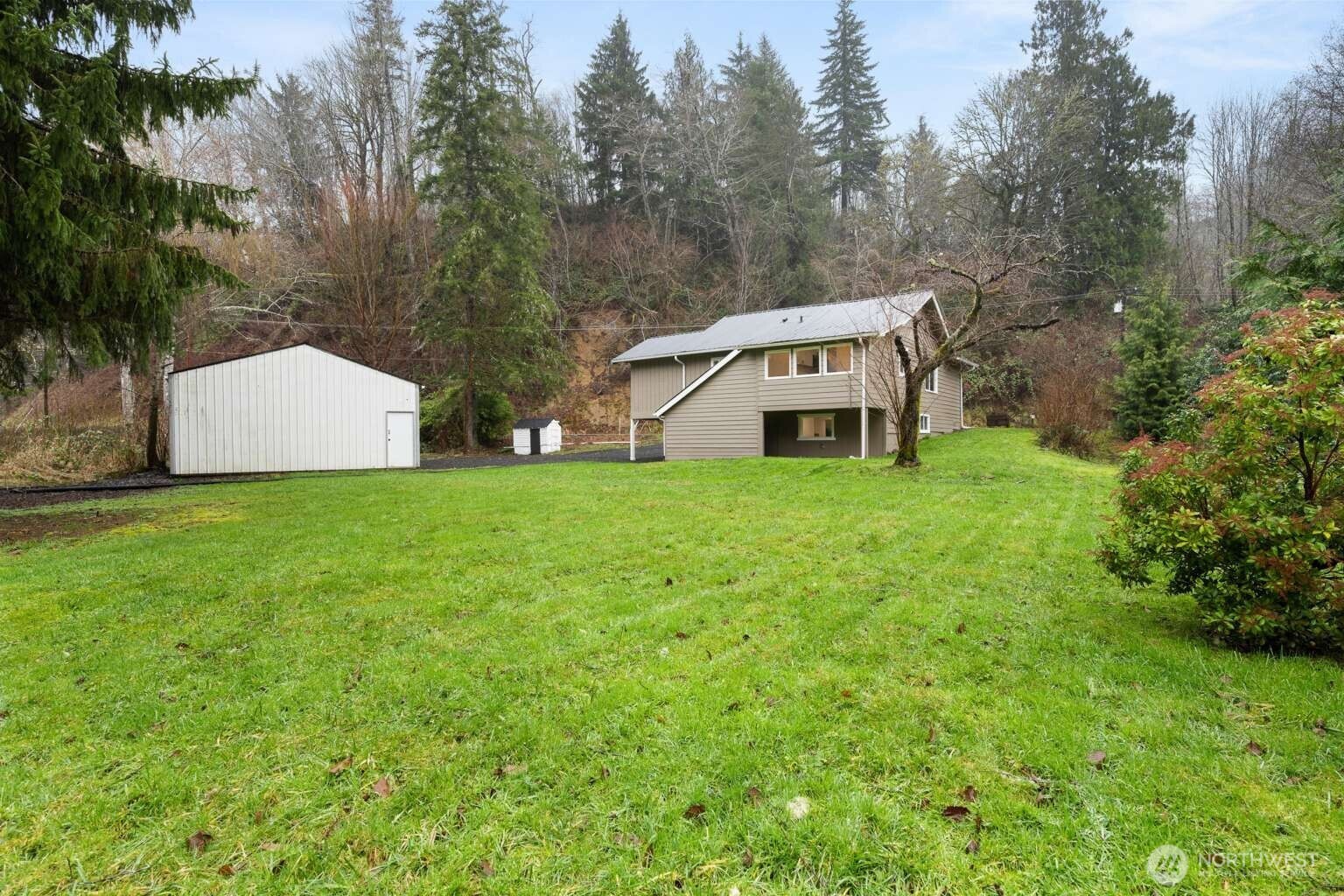 829 Wynooche Valley Road
