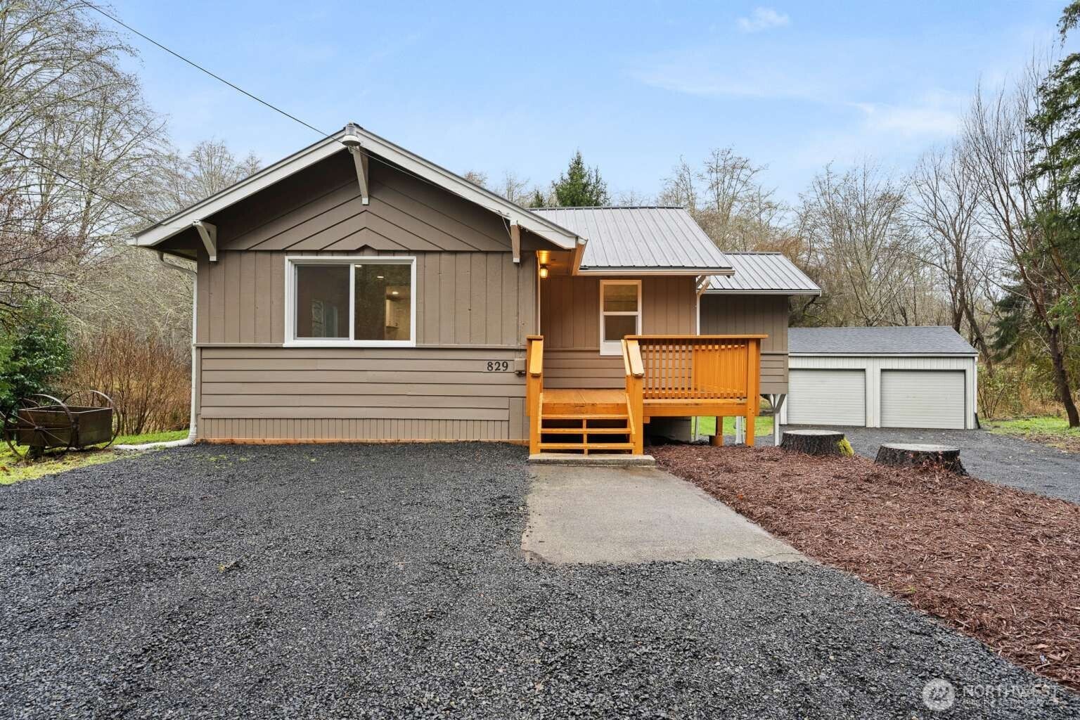 829 Wynooche Valley Road