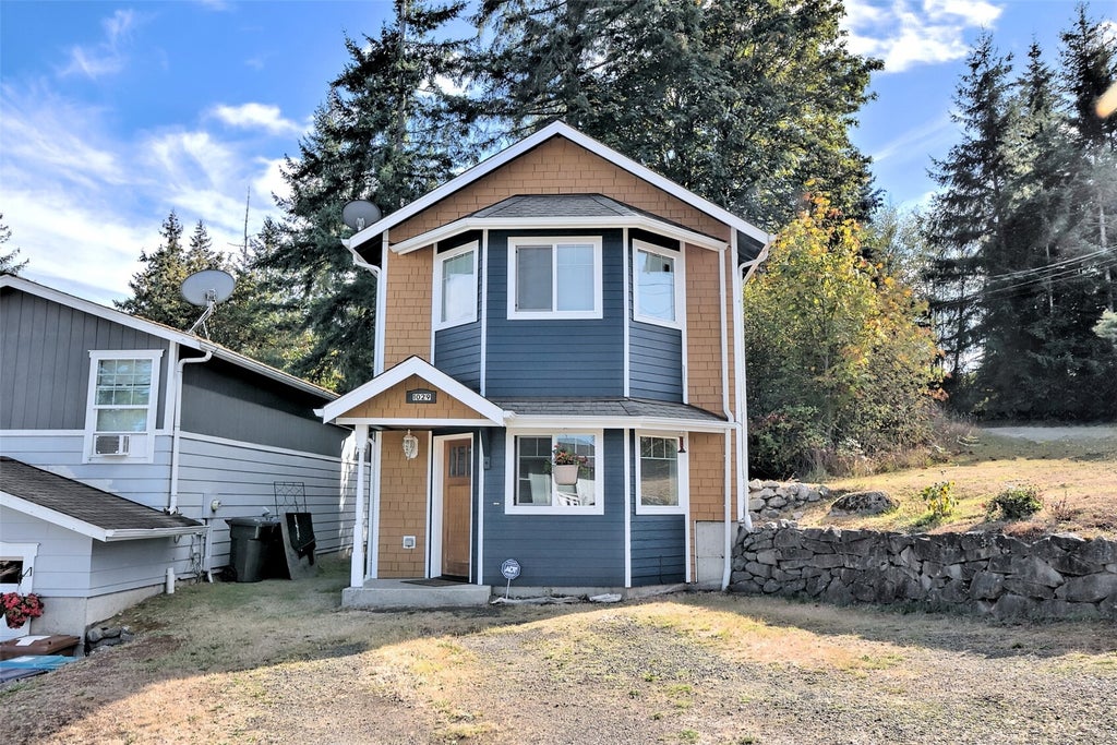 Photo of 1029 W Harvard Avenue, Shelton, WA 98584 (MLS # 2595243)