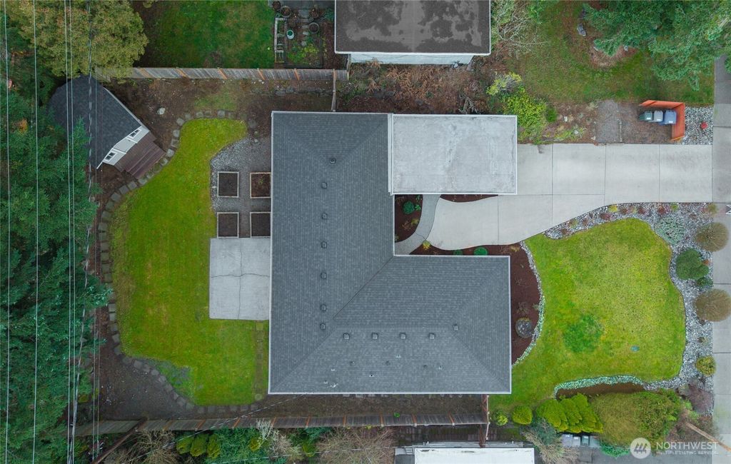 Photo of 14245 Lake Hills Blvd Blvd, Bellevue, WA 98007 (MLS # 2468620)