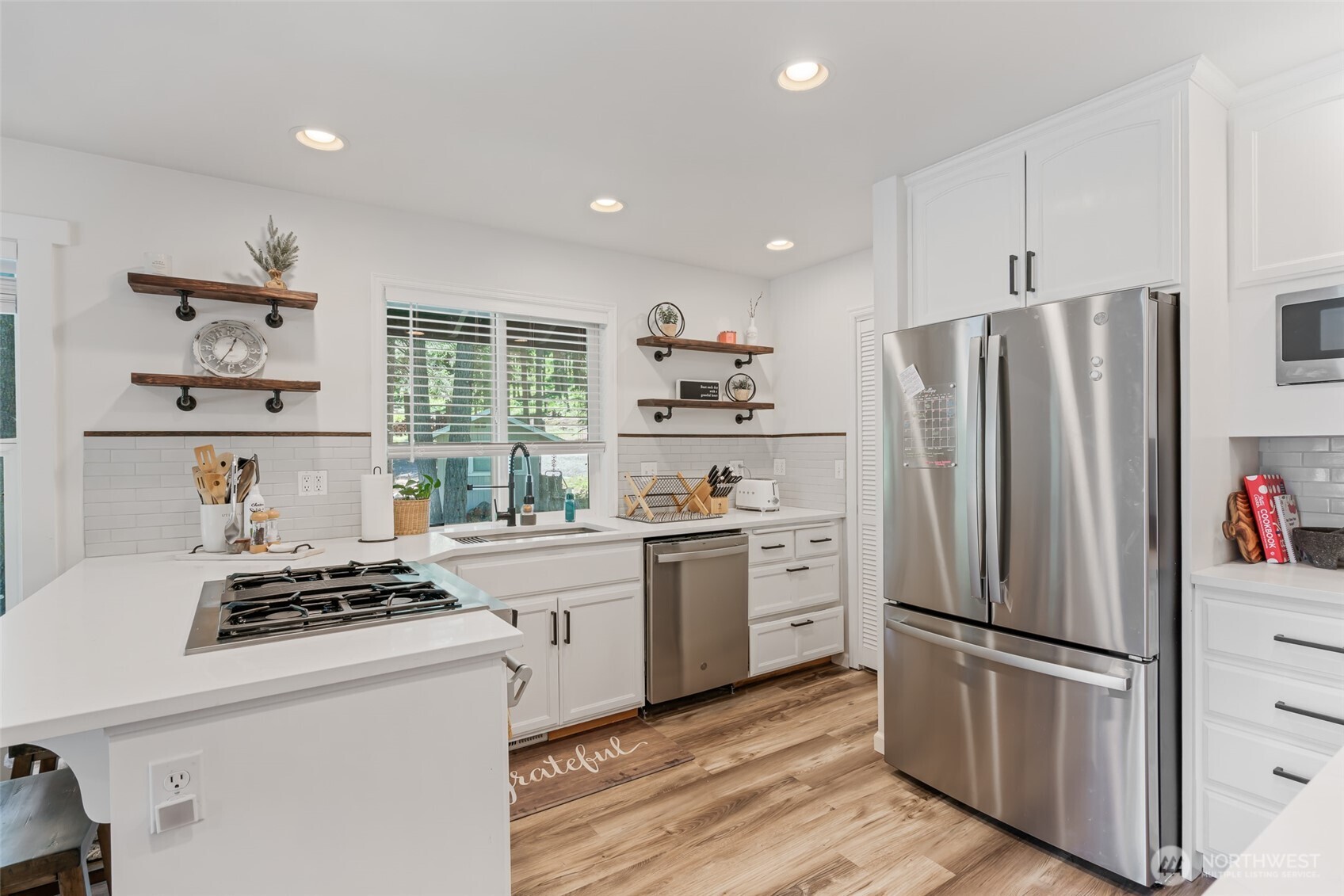 221 Gunther Loop Road