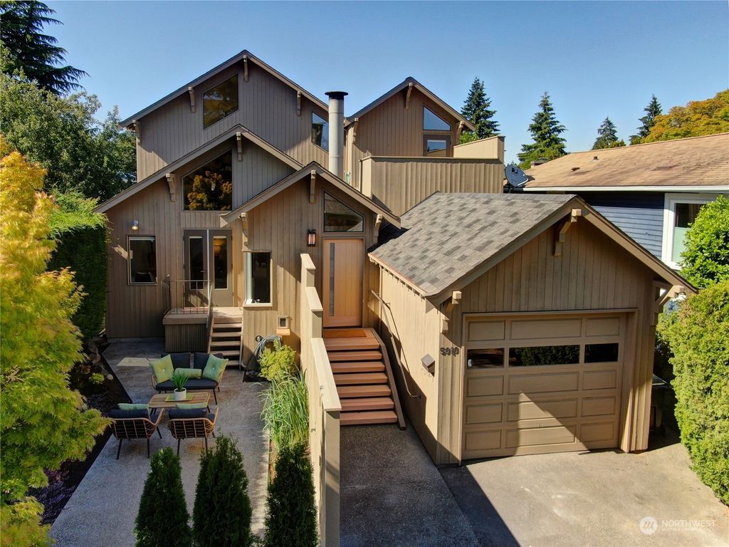 Photo of 5012 SW Dawson Street, Seattle, WA 98136 (MLS # 2254203)