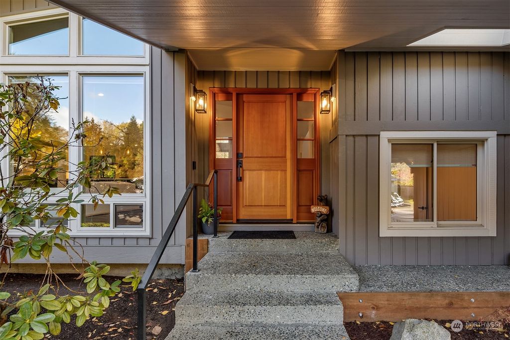 Photo of 11 Lopez Key, Bellevue, WA 98006 (MLS # 2308555)