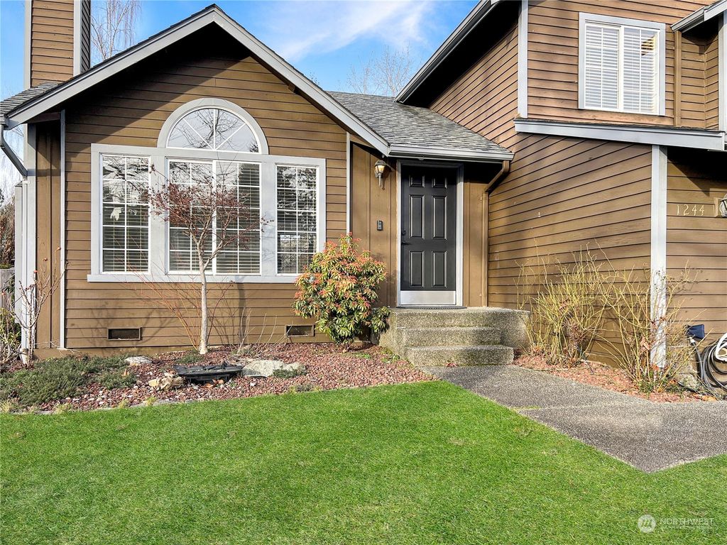Photo of 1244 SW 355th Place, Federal Way, WA 98023 (MLS # 2192323)