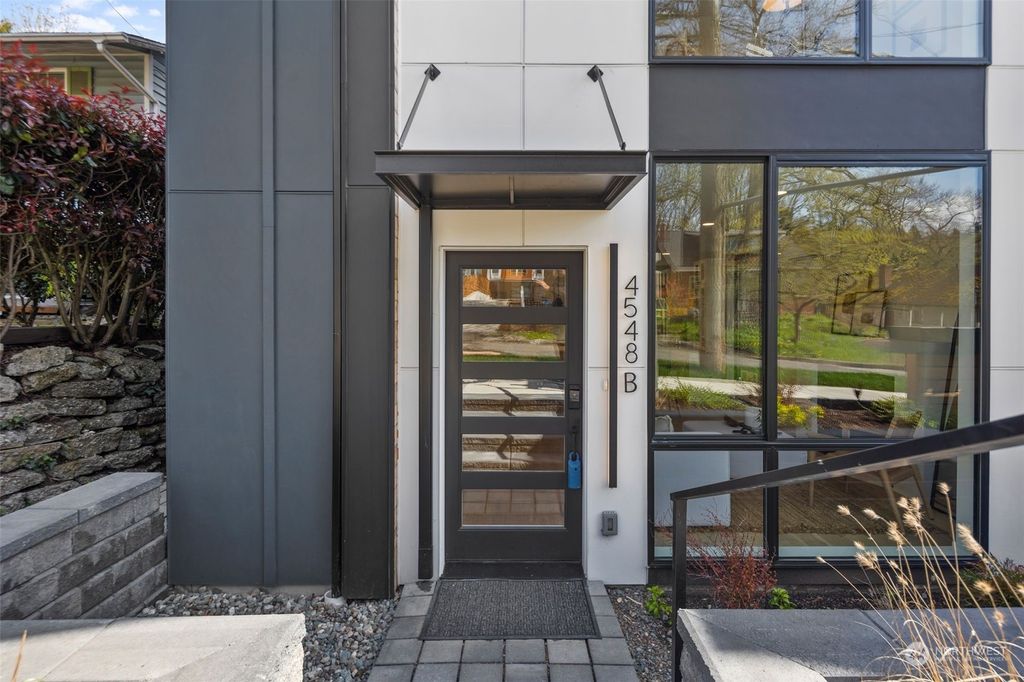 Photo of 4548 33rd Avenue S #B, Seattle, WA 98118 (MLS # 2187687)